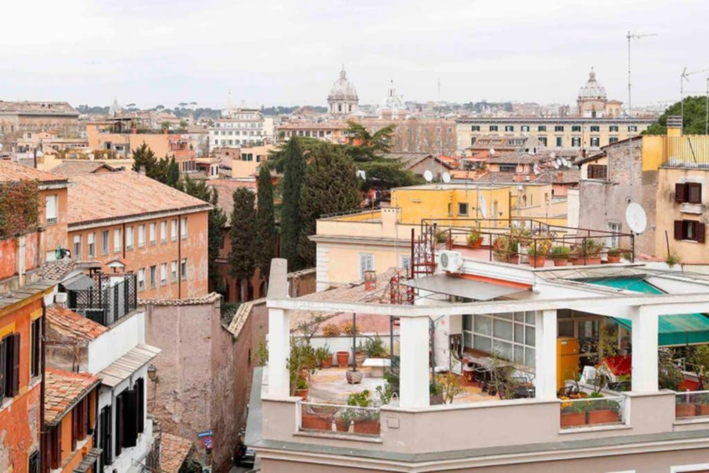 White Panoramic Jacuzzi Suite Trastevere - Top Collection Ρώμη Εξωτερικό φωτογραφία